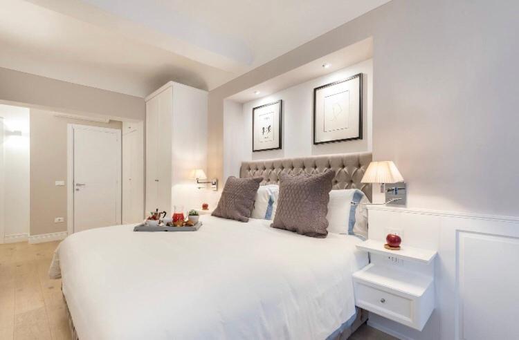Booking Florencia Exterior foto
